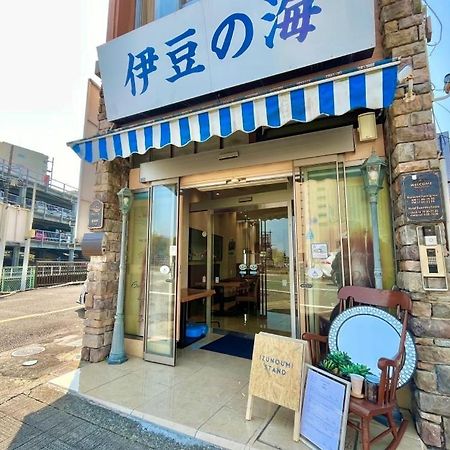 Izu-No-Umi Hotel Атами Екстериор снимка