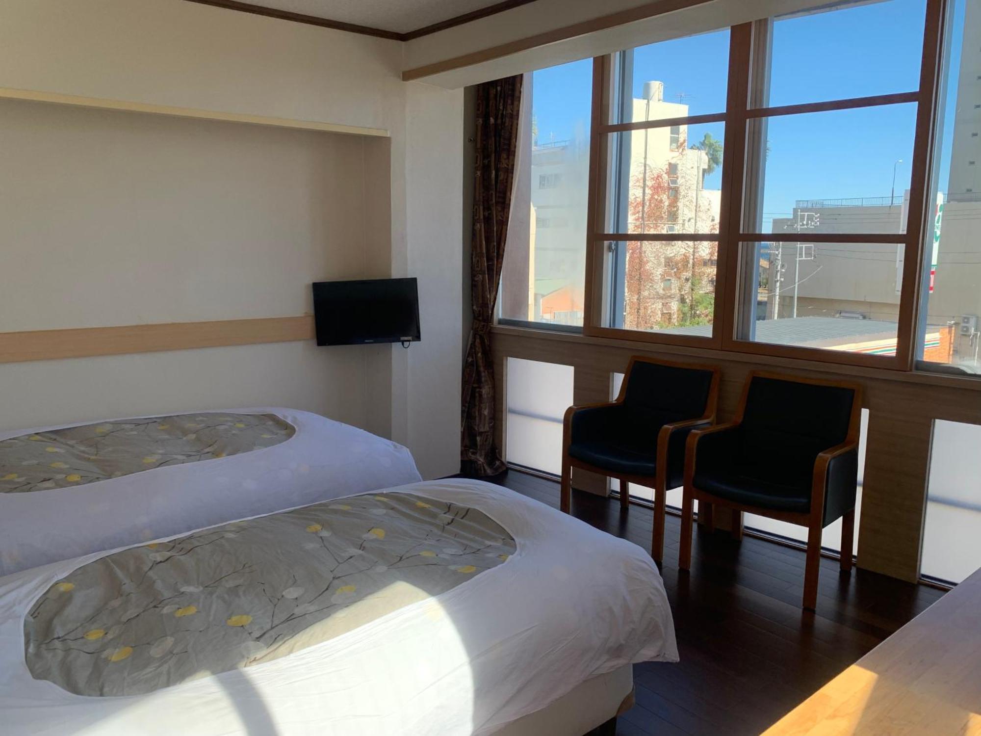 Izu-No-Umi Hotel Атами Екстериор снимка