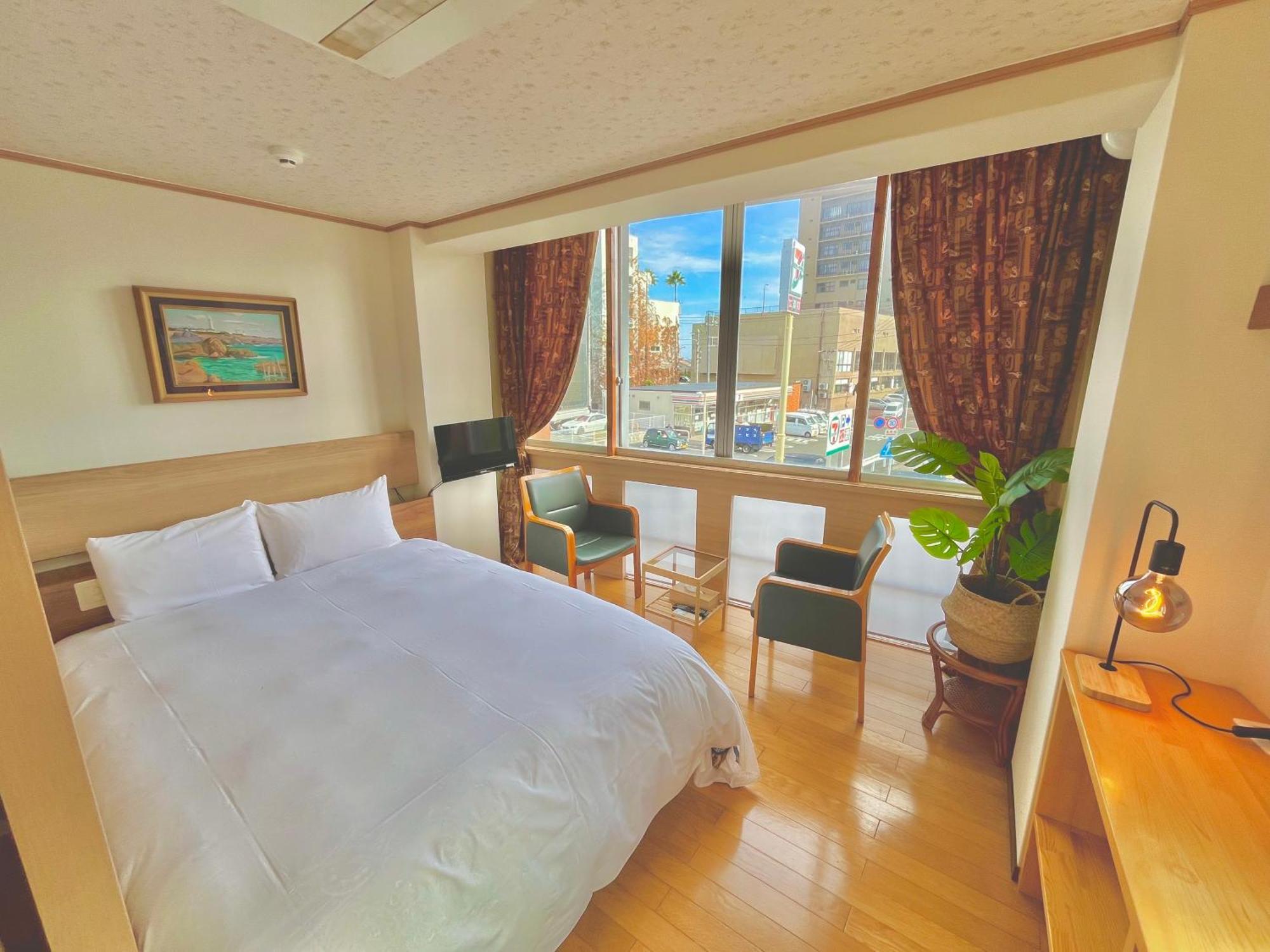 Izu-No-Umi Hotel Атами Екстериор снимка